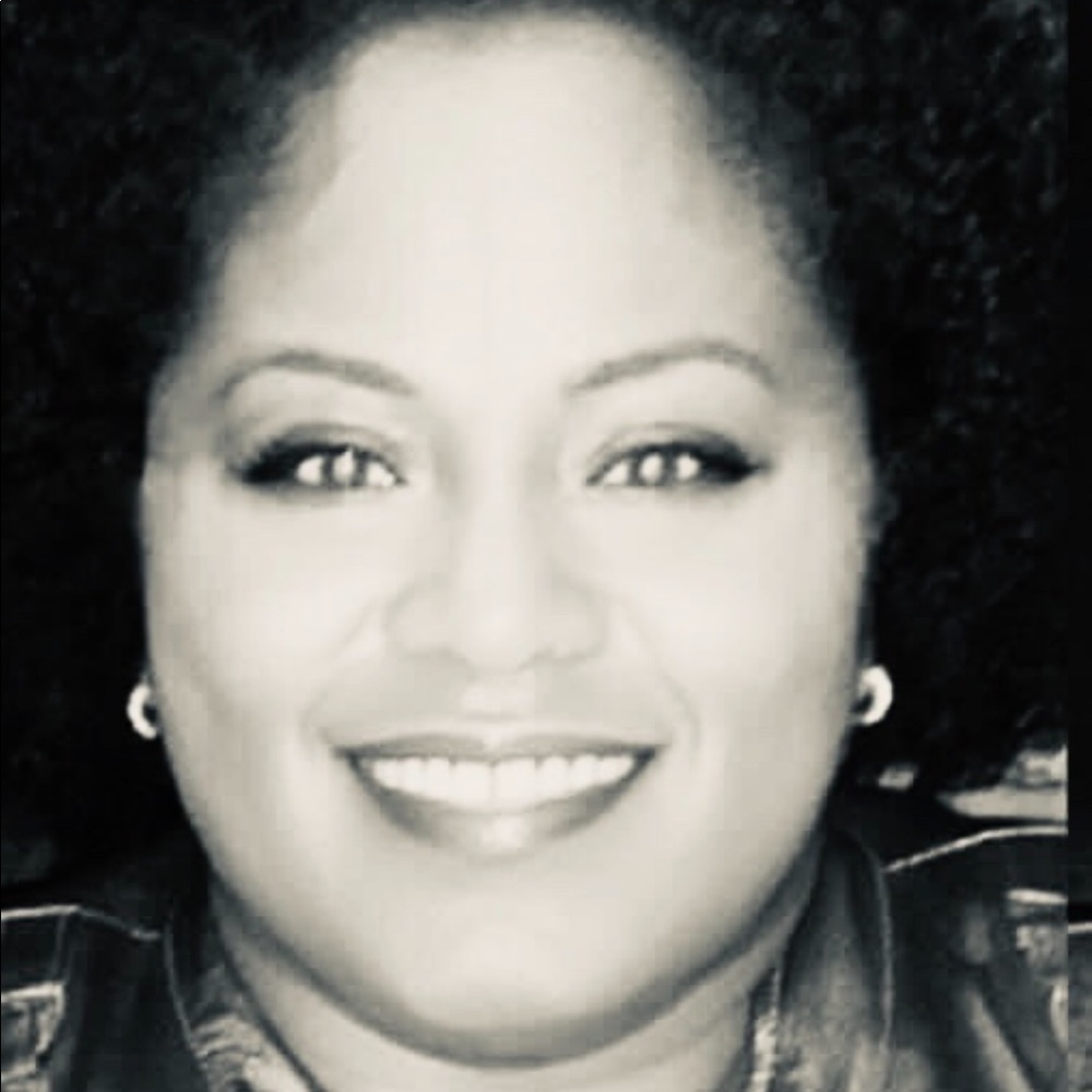 Meet your Posher, Gina